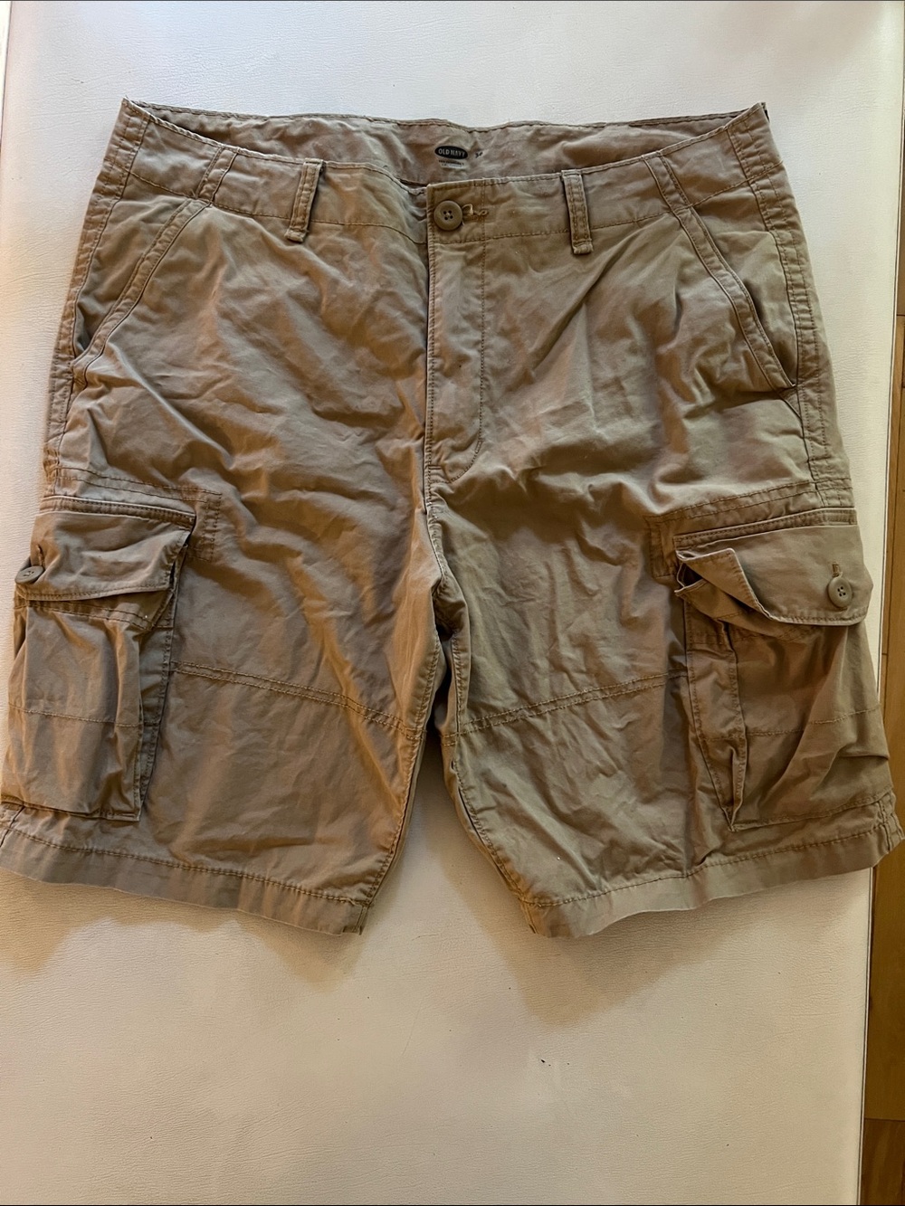Old Navy Cargo Shorts Waist 36 in Brown